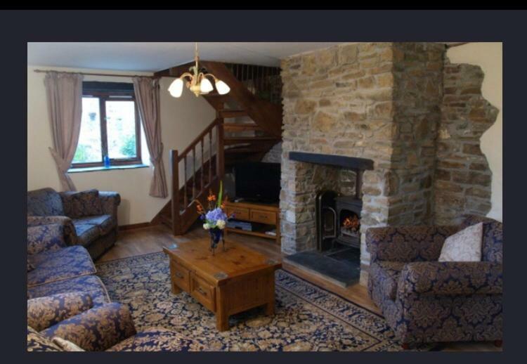Hayloft Cottage Merton  Экстерьер фото